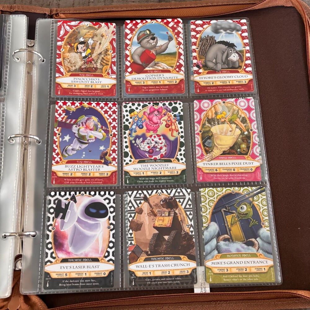 Disney Sorcerers of the Magic Kingdom SOTMK Card Lot 50+ Cards with Binder & Map - Picture 8 of 10